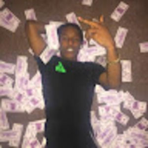 Meet your Posher, Kaylee